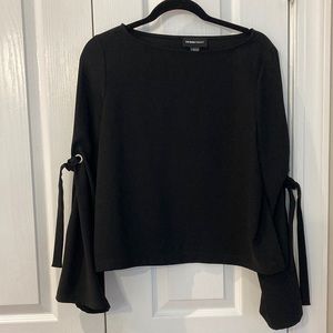 Fifteen Twenty Black Top w/Grommet Sleeves Size M